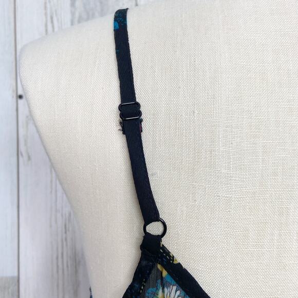 Torrid Mixed Print Chiffon Tank Top Black Floral Polka Dot Flowy Swing Size 0 - Picture 3 of 6